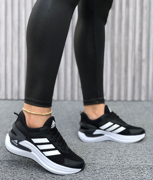 CALZADO ADIDAS DAMA