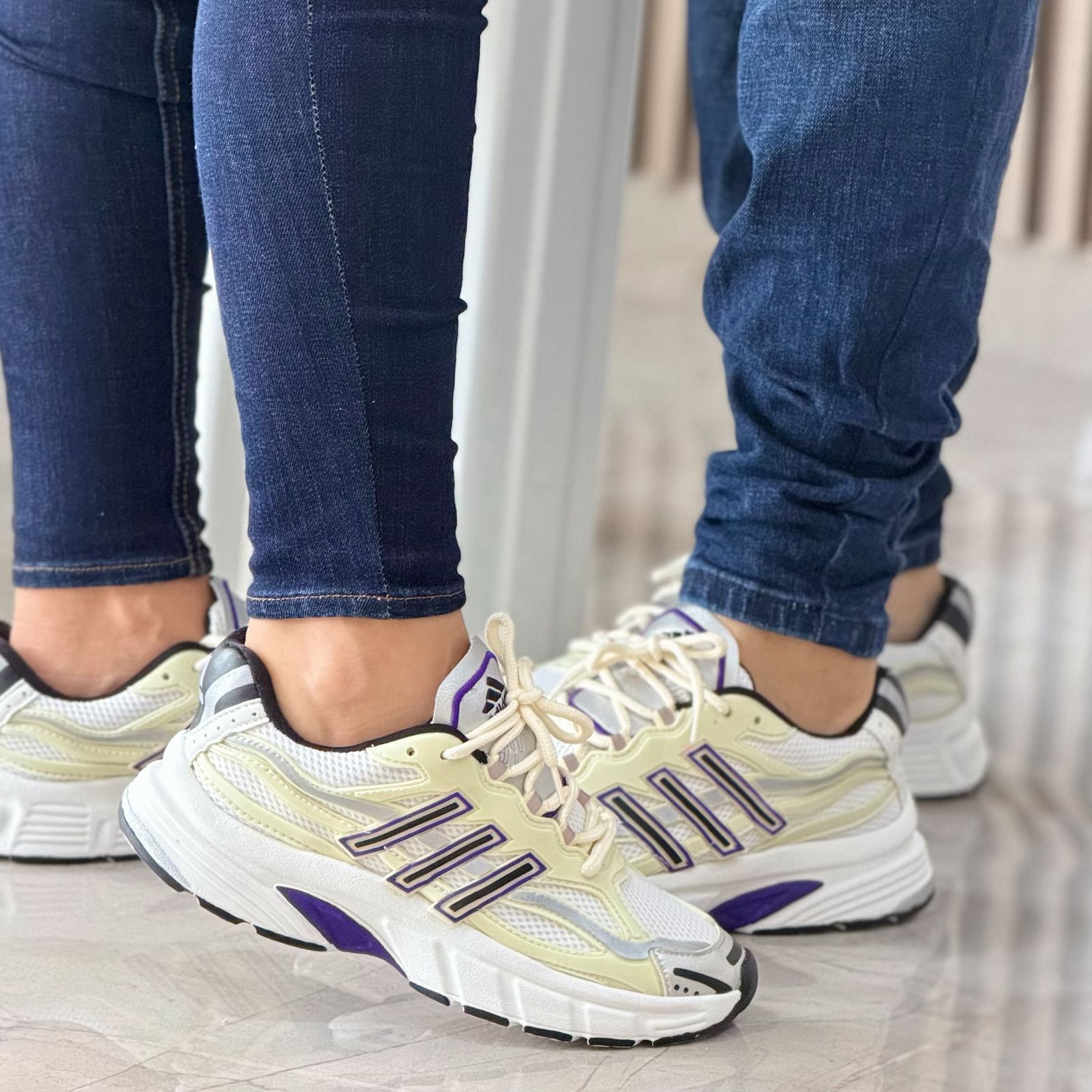 Adidas Retro Urban Unisex
