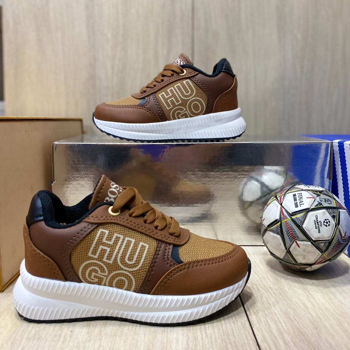Hugo Boss Urban Kids Tenis deportivos en 4 colores