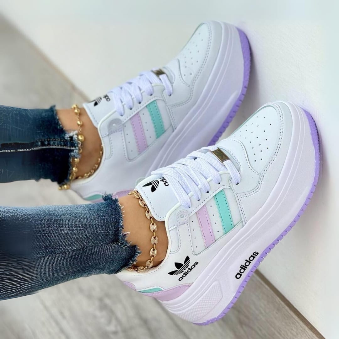 Adidas Buho
