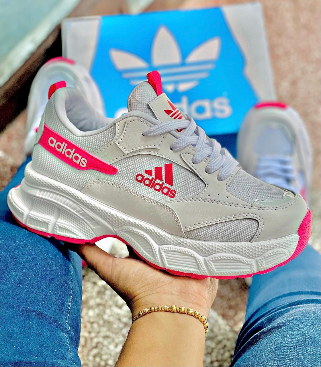 ADIDAS VIBE
