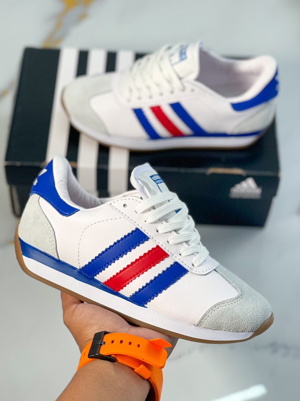 ADIDAS COUNTRY Y30+OBSEQUIO
