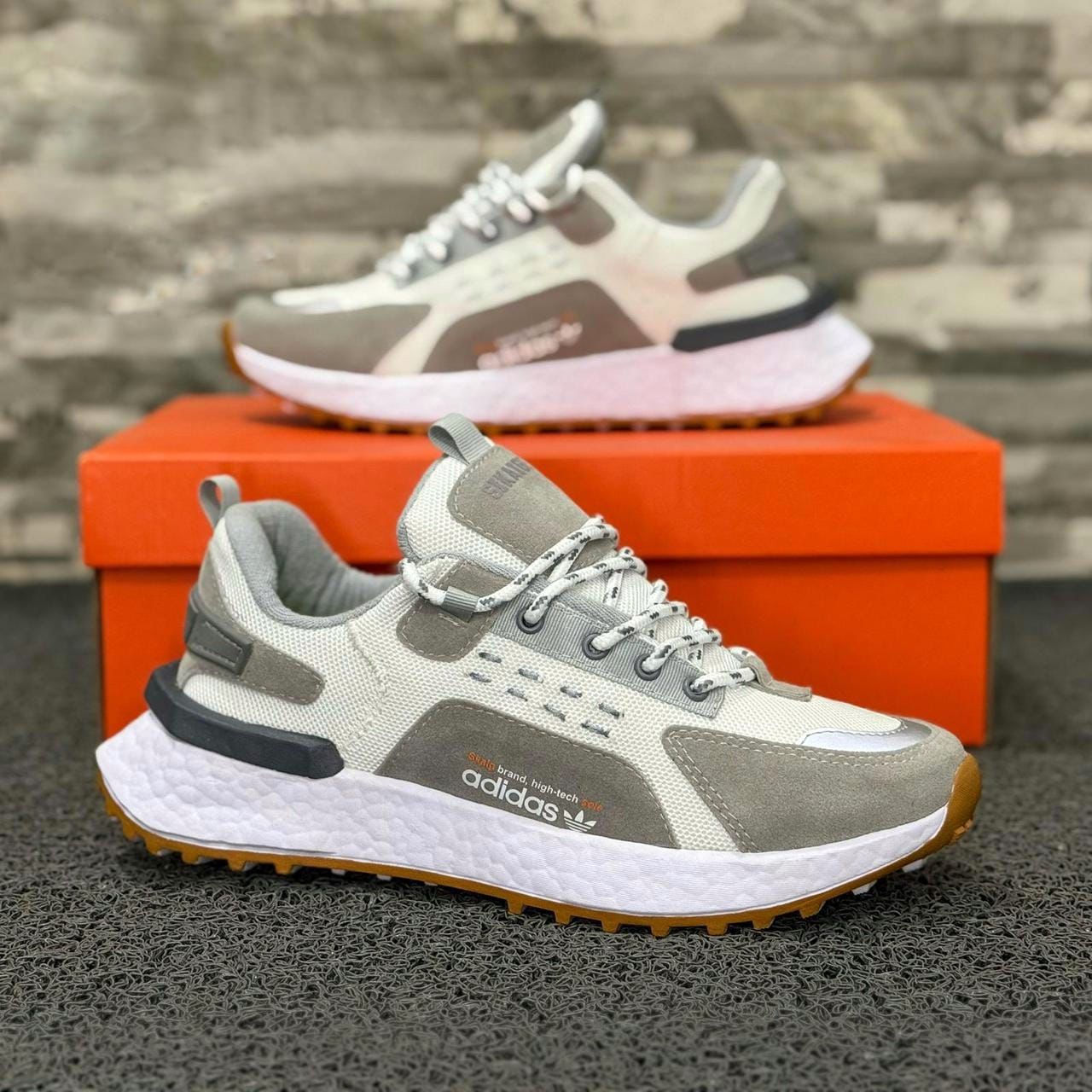 Adidas Sikaige
